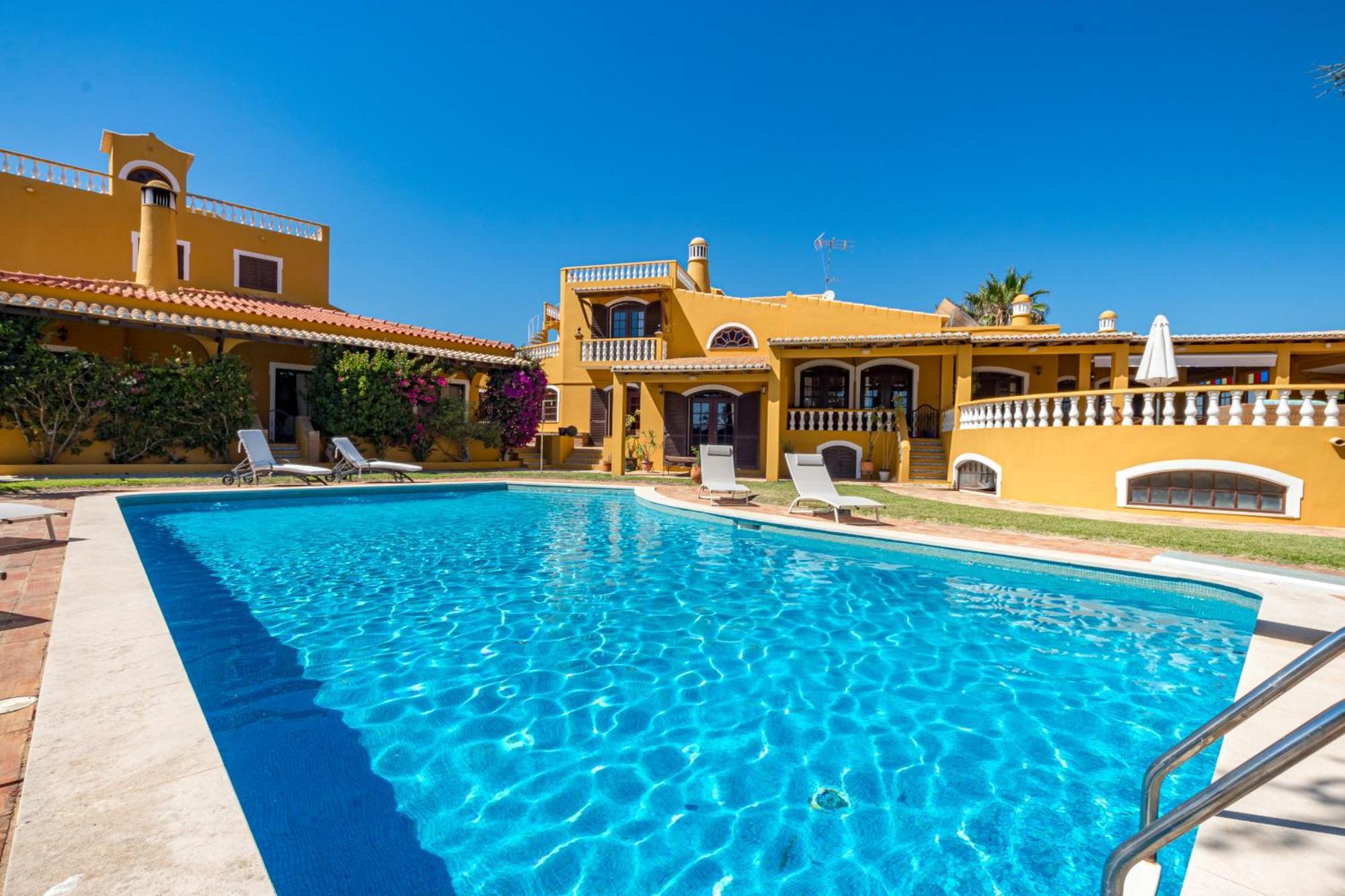 Villa Sobreiro *